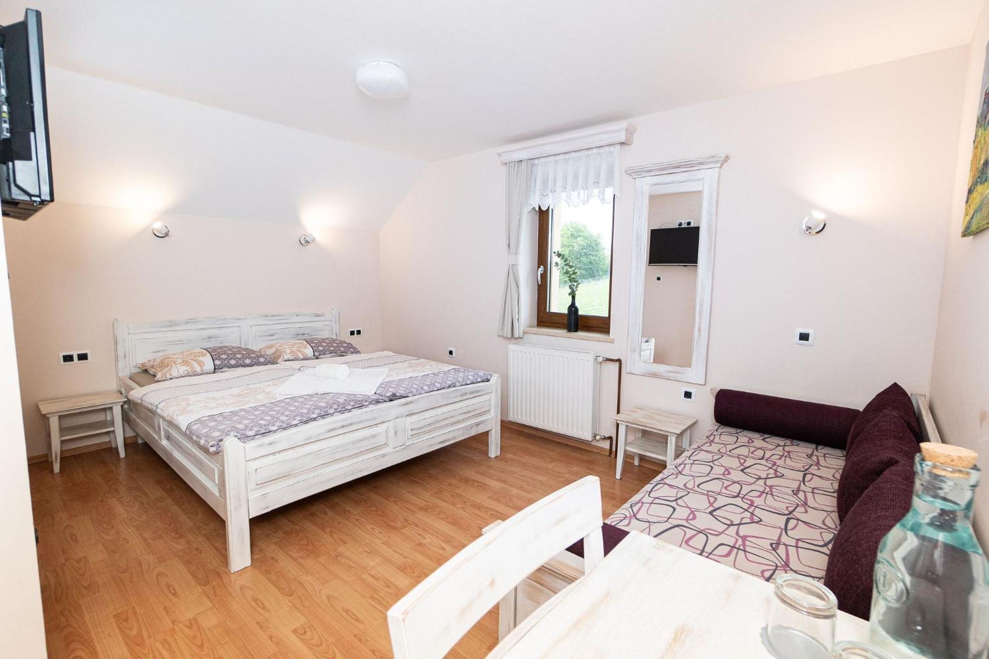 Zelena Oaza - B&B Miklavz pri Ormozu Exterior foto